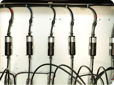 Rigorous ink filtration design effectively avoid impurities from going into the ink supply system
